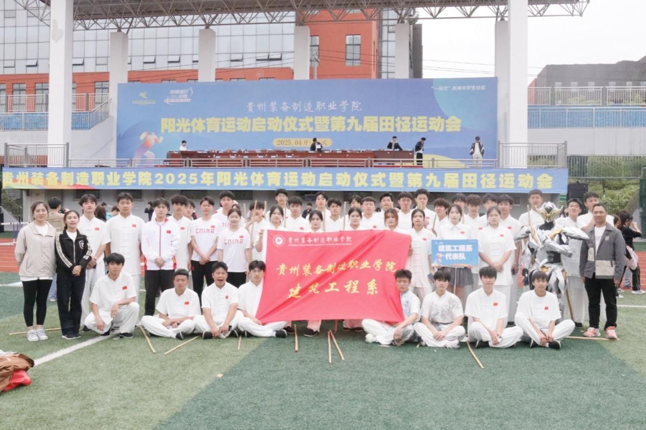 深化“双培养”机制